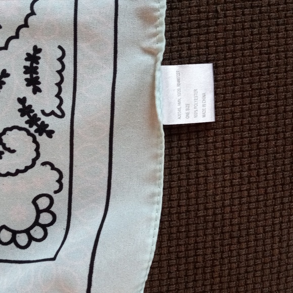 Handkerchief lot of 4, cotton and polyester yellow, blue, light blue 20x20 - Picture 5 of 7